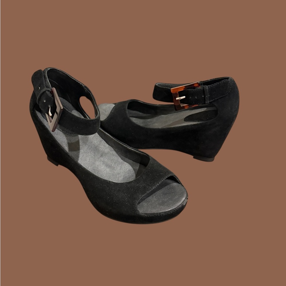 Johnston & Murphy Black Suede Wedges